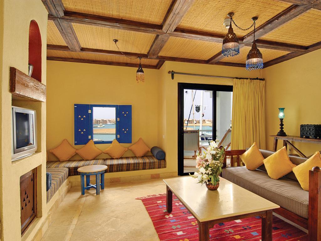 Marina Lodge At Порт-Галиб Экстерьер фото