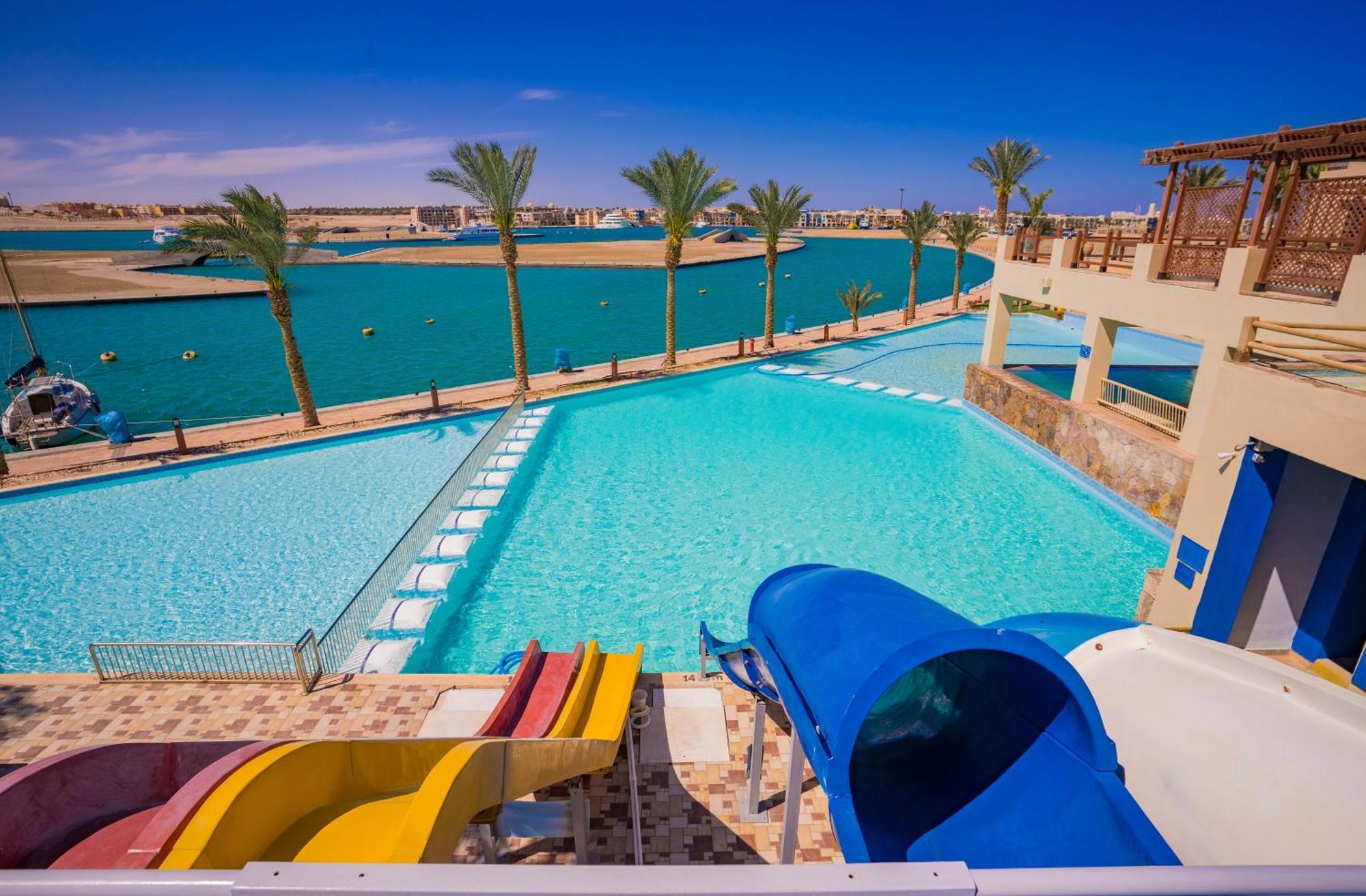 Marina Lodge At Порт-Галиб Экстерьер фото